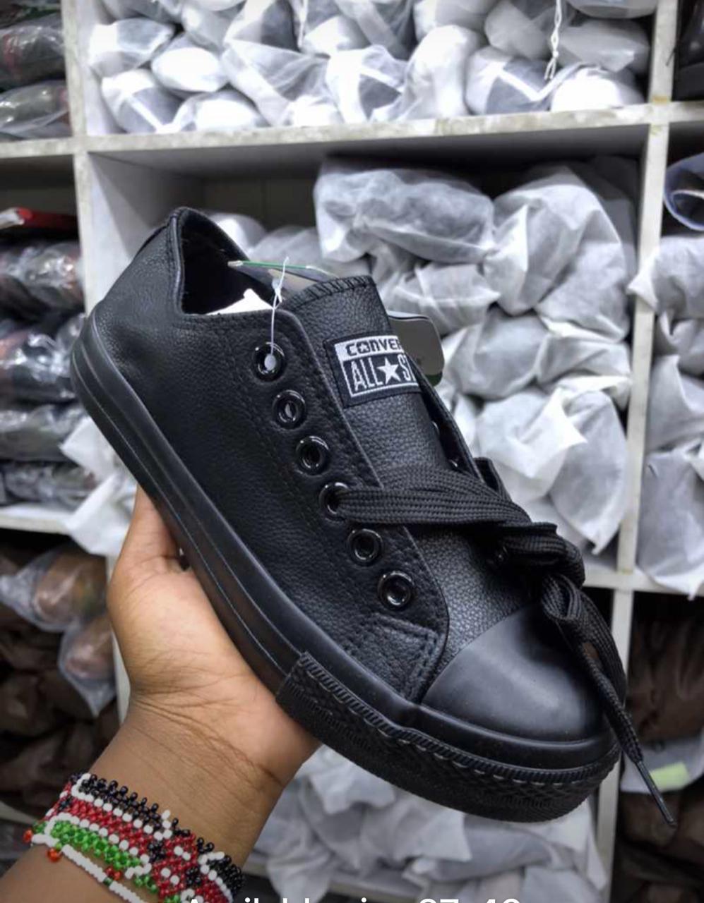 Converse Unisex Chuck Taylor As Ox Basketball Shoe Black Mono