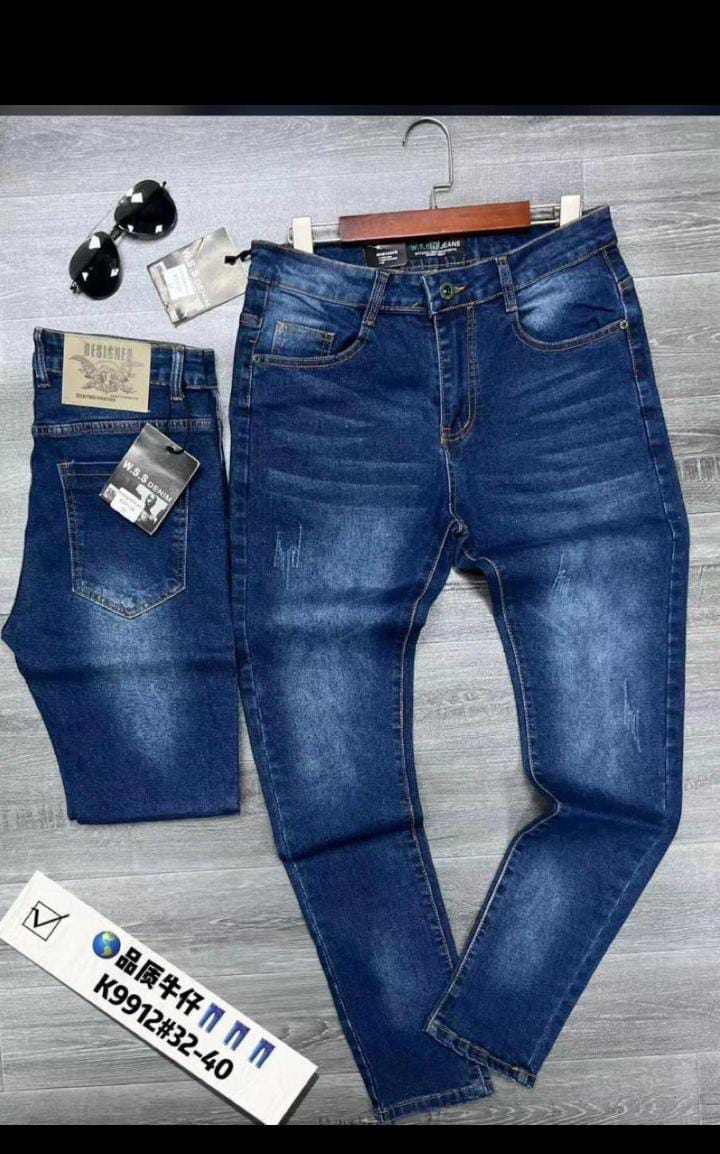 MENS FASHIONABLE DENIM JEANS, SLIM FIT, VERY DURABLE AND NON FADE. VERY HIGH QUALITY DENIM