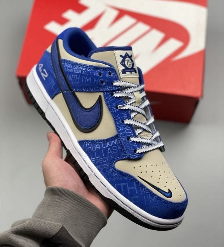 ALL TYPES OF ORIGINAL SB DUNKS, AIR JORDAN 1 LOW. FASHIONABLE AND COLOURFULL SNEAKERS.
