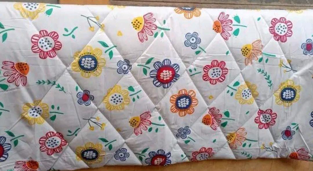 Unbinded Duvet Set 5*6  they are very easy to clean and keep their beautiful color after a wash