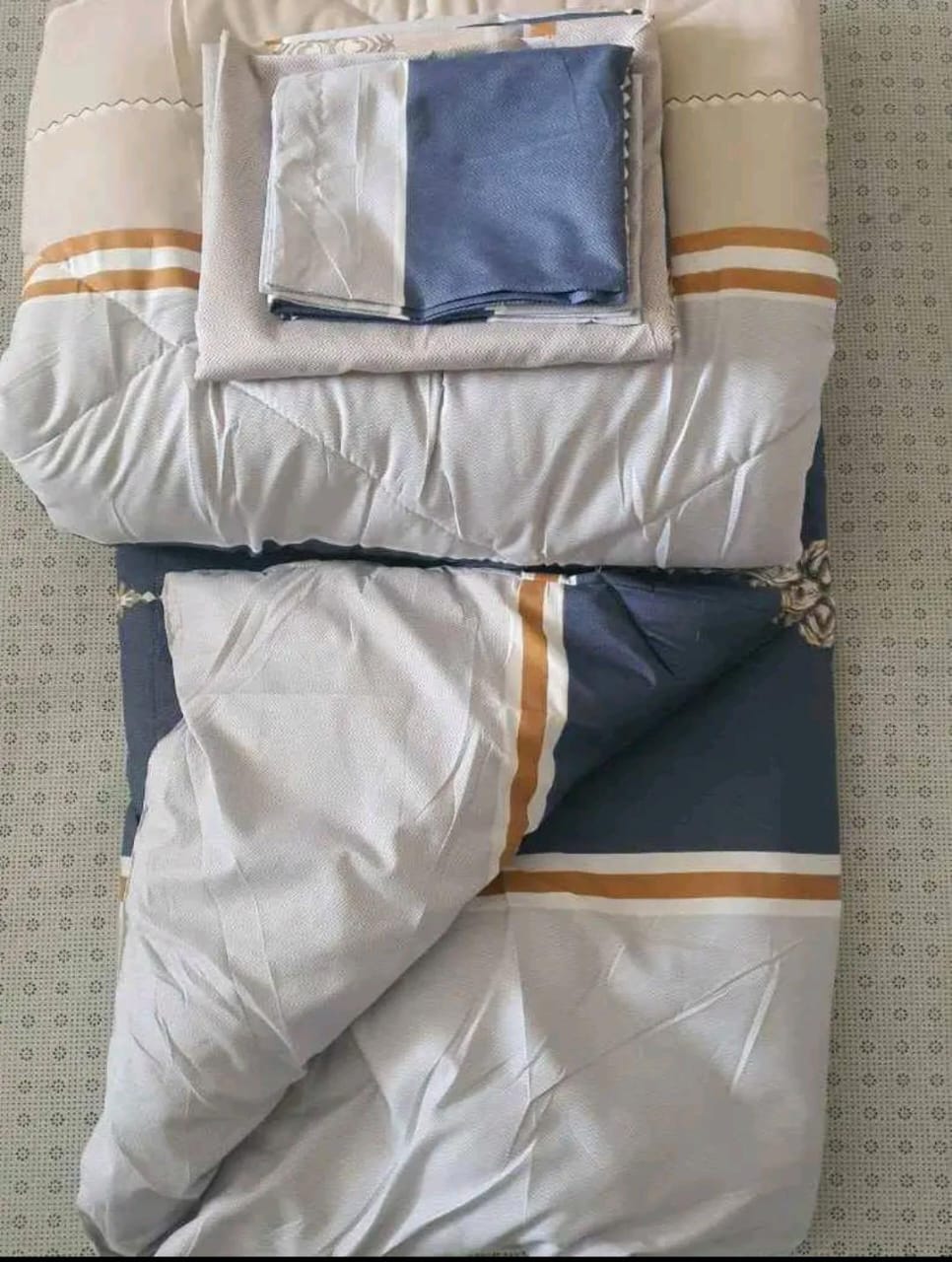 Unbinded Duvet Set 5*6  they are very easy to clean and keep their beautiful color after a wash