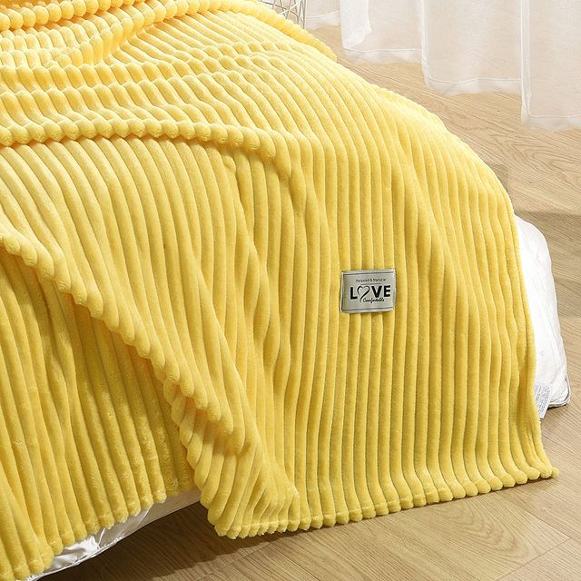 Velvet fleece blankets Elegant Comfort lightweight and Velvet Feel to the touch blankets. Cozy and decorative to complement your home. Update your lounge space with our plush throw blankets
