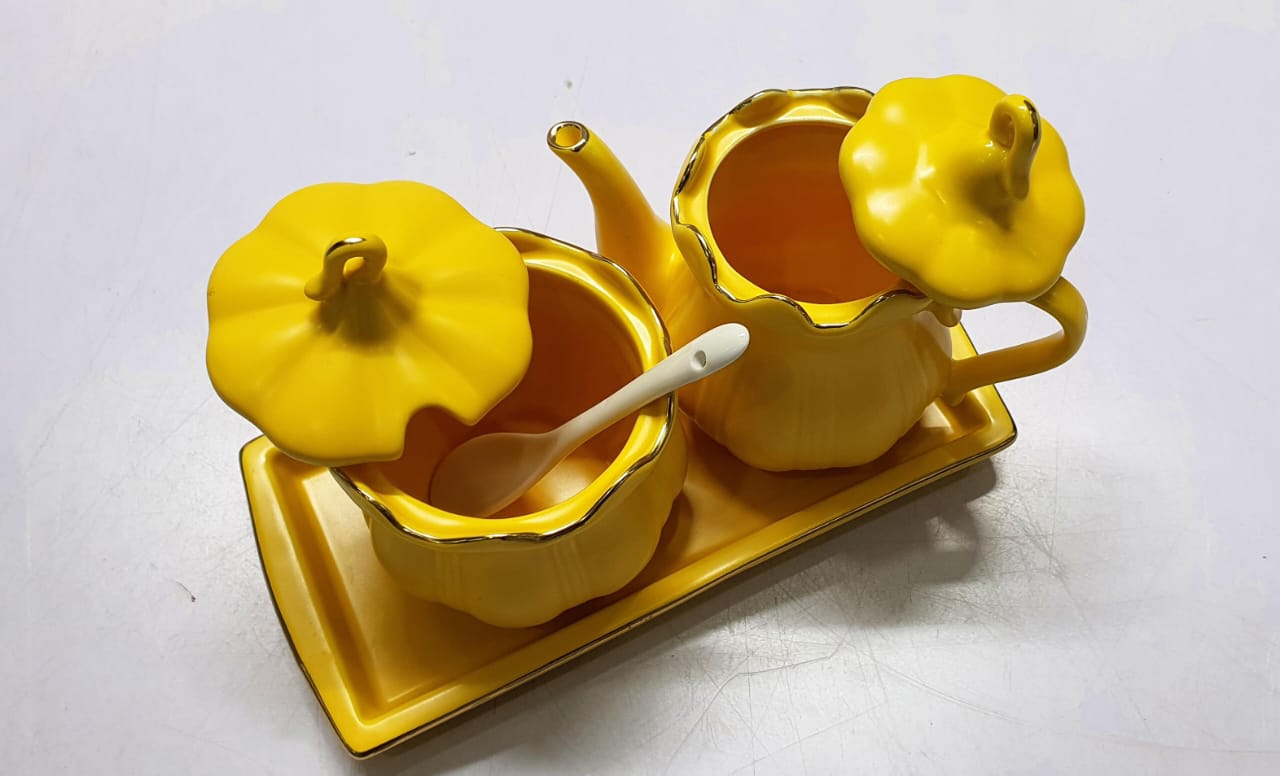 Executive home fashion 3in1 4ceramic set - 250ml sugar dish, 400ml kettle, + matching tray