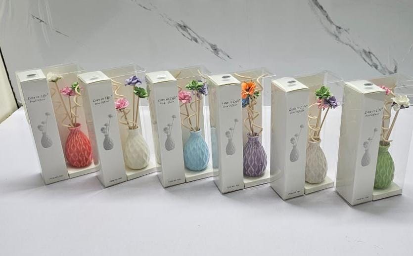 Decorative flowers &ceramic vase Reed diffuser  with 50ml long lasting essential oil LAVENDER,LILY,OCEAN,ROSE,JASMINE