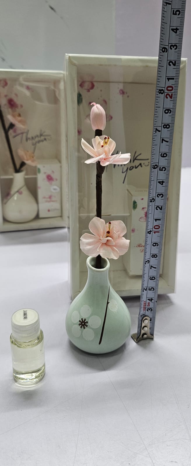 Decorative flowers &ceramic vase Reed diffuser  with 50ml long lasting essential oil LAVENDER,LILY,OCEAN,ROSE,JASMINE
