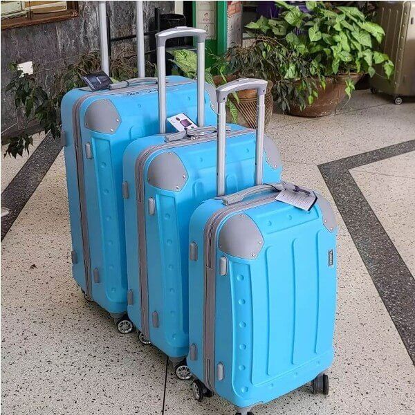 3 in 1 suitcase  plastic travelling suitcase