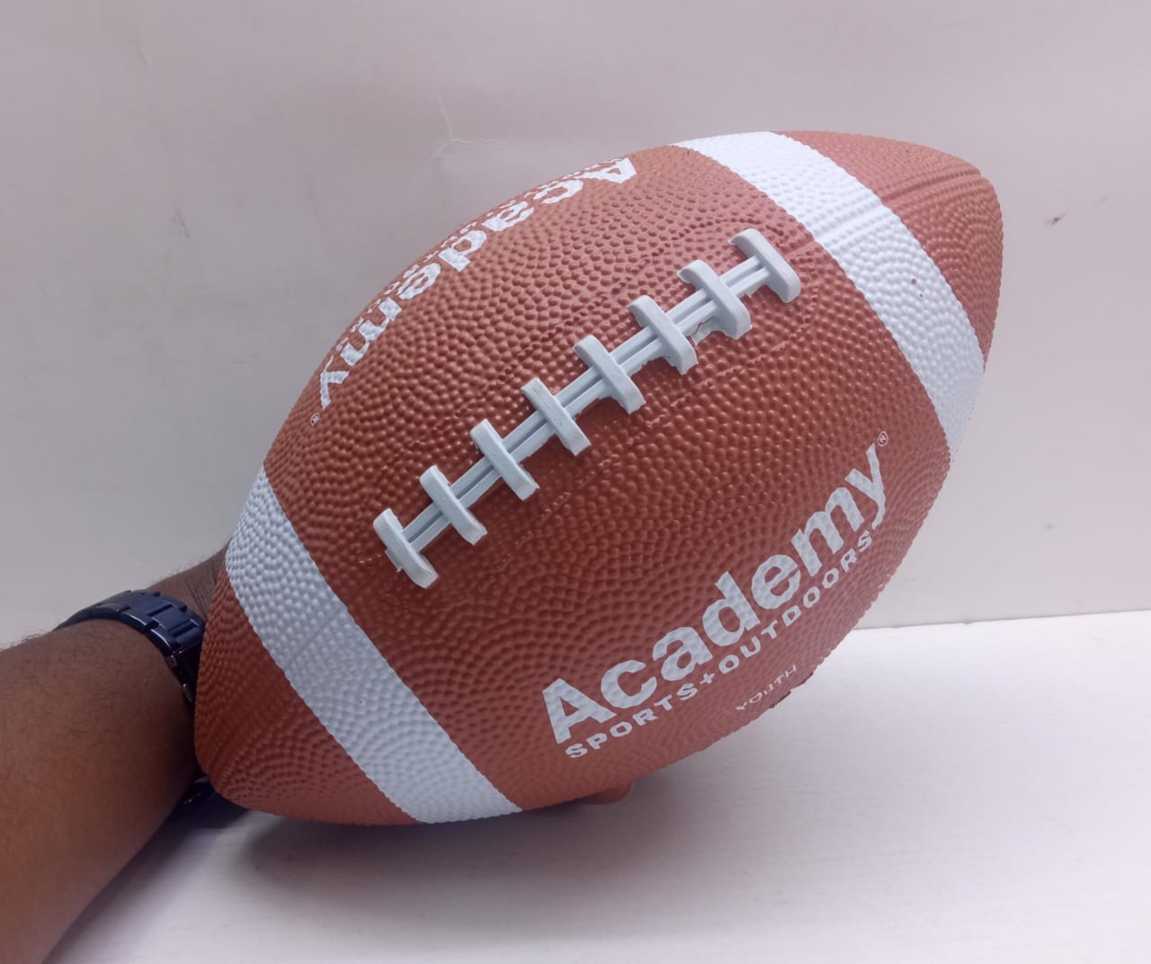HIGH QUALITY RUGBY BALLA rugby training ball is a specialized ball designed to enhance players' skills in passing, catching, and kicking. It is available  size 9 for  players,. Made from durable synth