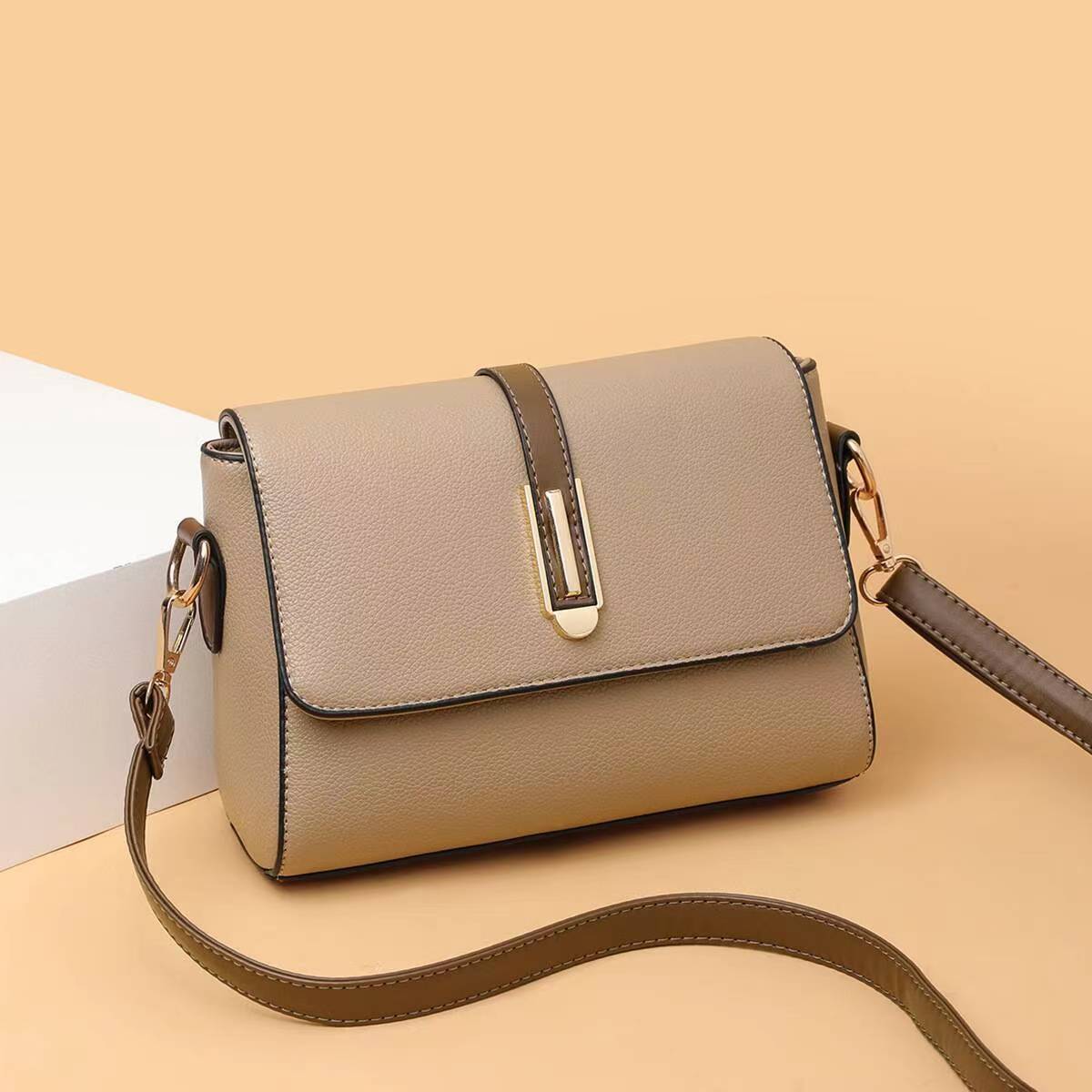 2024 new women's crossbody bag commuter single shoulder tofu bag small square bag cowhide bag women's real leather bag The Quality Of The Whole Network Is First
