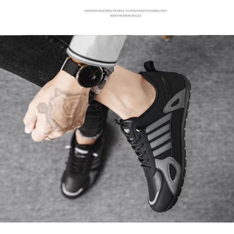 Men's Texture Comfortable Dry Breathable Ultra-Light Soft Sole Leisure Running Black Travel Sneakers