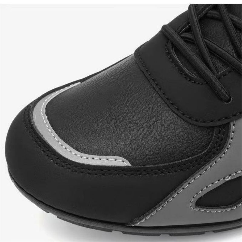 Men's Texture Comfortable Dry Breathable Ultra-Light Soft Sole Leisure Running Black Travel Sneakers