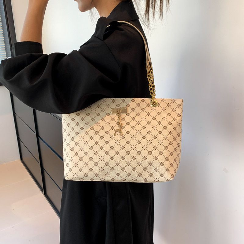 Urban Simple Fine Workmanship Large Capacity Ladies Fashion Student Class Shoulder Tote Bag Shoulder Bags