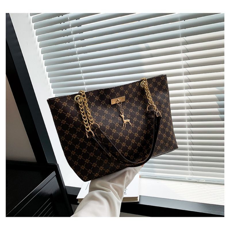 Urban Simple Fine Workmanship Large Capacity Ladies Fashion Student Class Shoulder Tote Bag Shoulder Bags