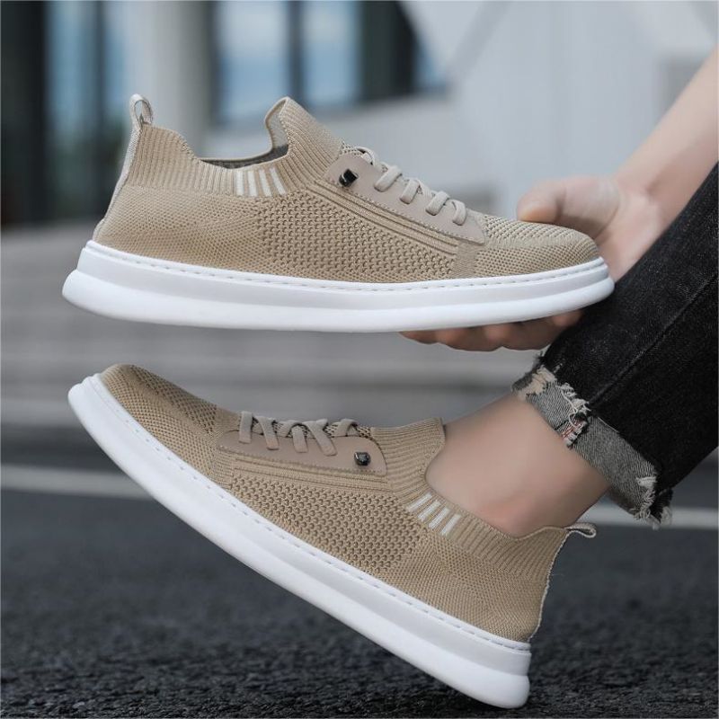 Mesh Breathable Soft Bottom Running Men's Thin Low-Top Flying Woven Slip-On Casual Sports Shoes