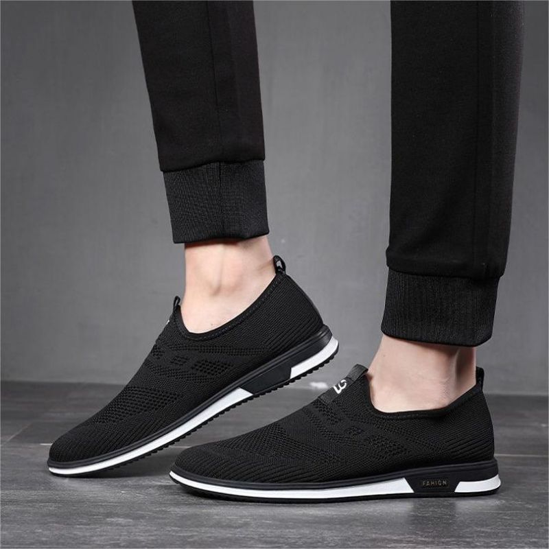 Men's Solid Color Slip-On Casual Mesh Flying Woven Breathable Wear-Resistant Low-Top Hollow Lazy Loafers