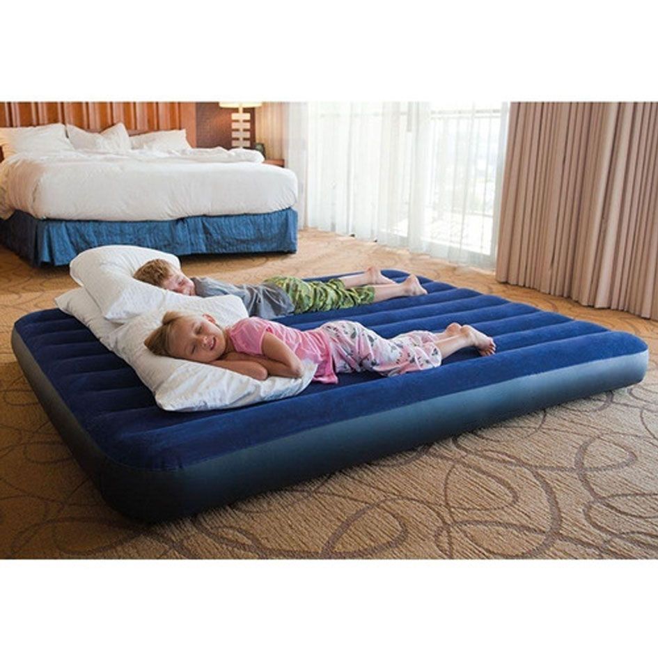Air Mattress Deluxe Comfort-Plush Luxury Air Bed Blow Up Guest Bed for Home Portable Camping Travel Fast & Easy Inflation/Deflation Airbed