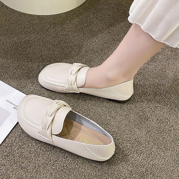 37-41(abit small in fitting so go for size higher)NEW WHITE Spring two wear flat fashion single shoes one foot kick-in beanie shoes women's casual pumps versatile loafers for women