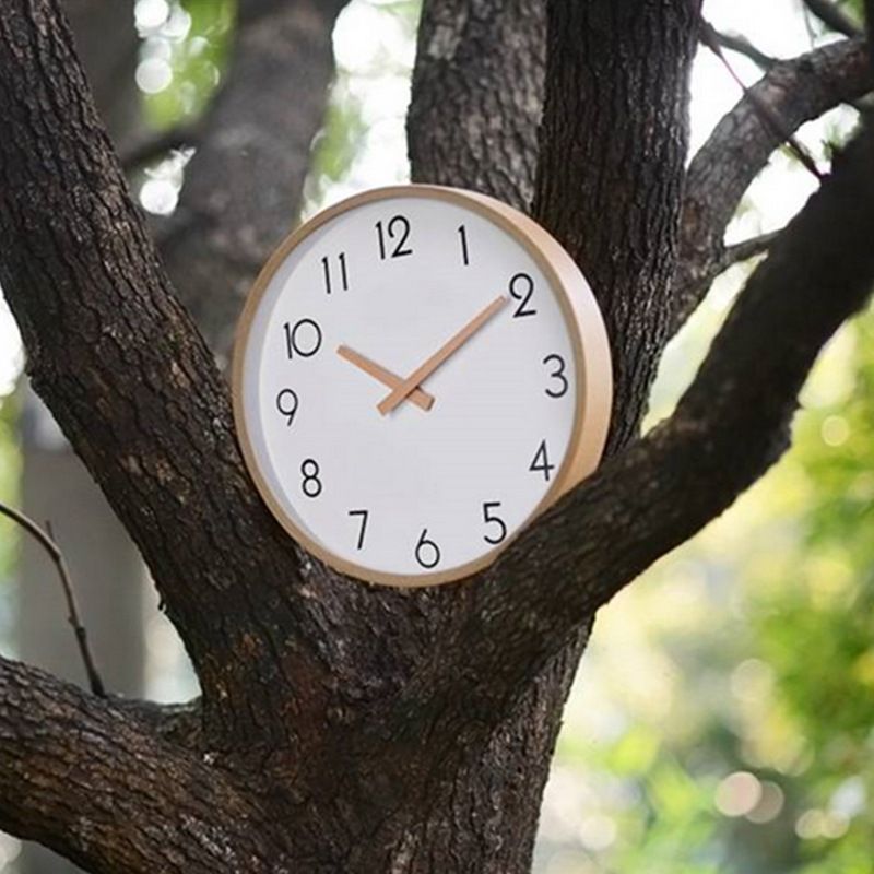 Solid Wood Wall Clock Living Room Modern Minimalist Household Japanese Silent Clock Bedroom Creative Hanging Shi Ying Clocks On