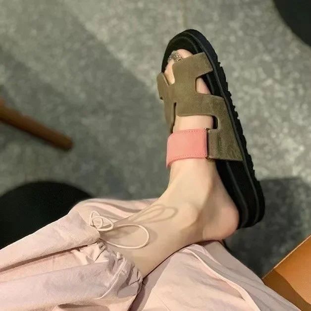 Flat Bottom Slippers Summer New Style Slippers Women's Versatile Beach Slippers Casual Fashion Women's Shoes Zapatos De Mujer