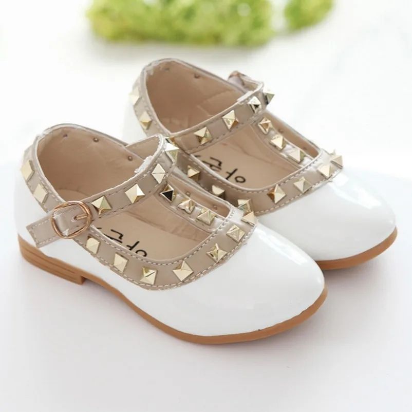 Girls Loafers Shoes Spring Children Shoes Girl Rivets Princess Autumn Toddler Girls Kids Flat Shoes T-Tied Style Girls Summer Sandals