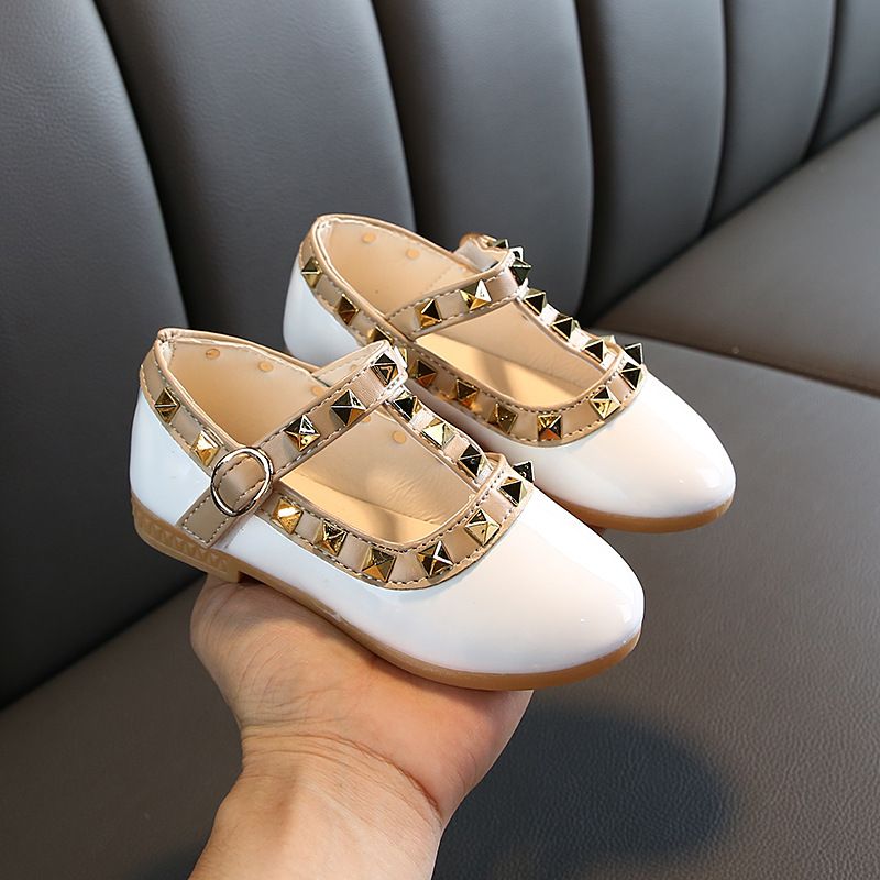 Girls Loafers Shoes Spring Children Shoes Girl Rivets Princess Autumn Toddler Girls Kids Flat Shoes T-Tied Style Girls Summer Sandals
