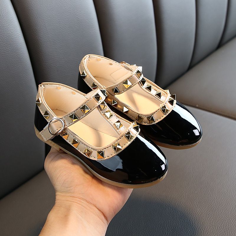 Girls Loafers Shoes Spring Children Shoes Girl Rivets Princess Autumn Toddler Girls Kids Flat Shoes T-Tied Style Girls Summer Sandals