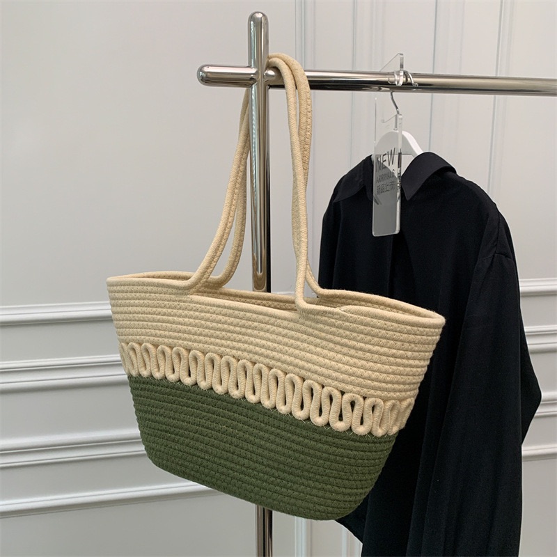Straw Woven Bag Women's Summer Niche New Trendy Portable Beach Horizontal Square Tote Bag Large-capacity Woven Shoulder Bag