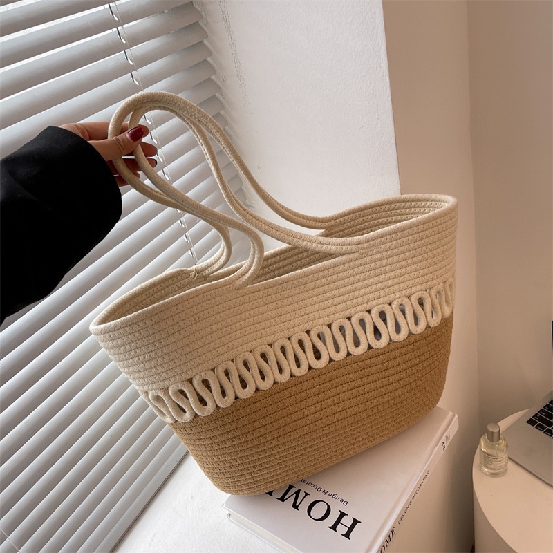 Straw Woven Bag Women's Summer Niche New Trendy Portable Beach Horizontal Square Tote Bag Large-capacity Woven Shoulder Bag