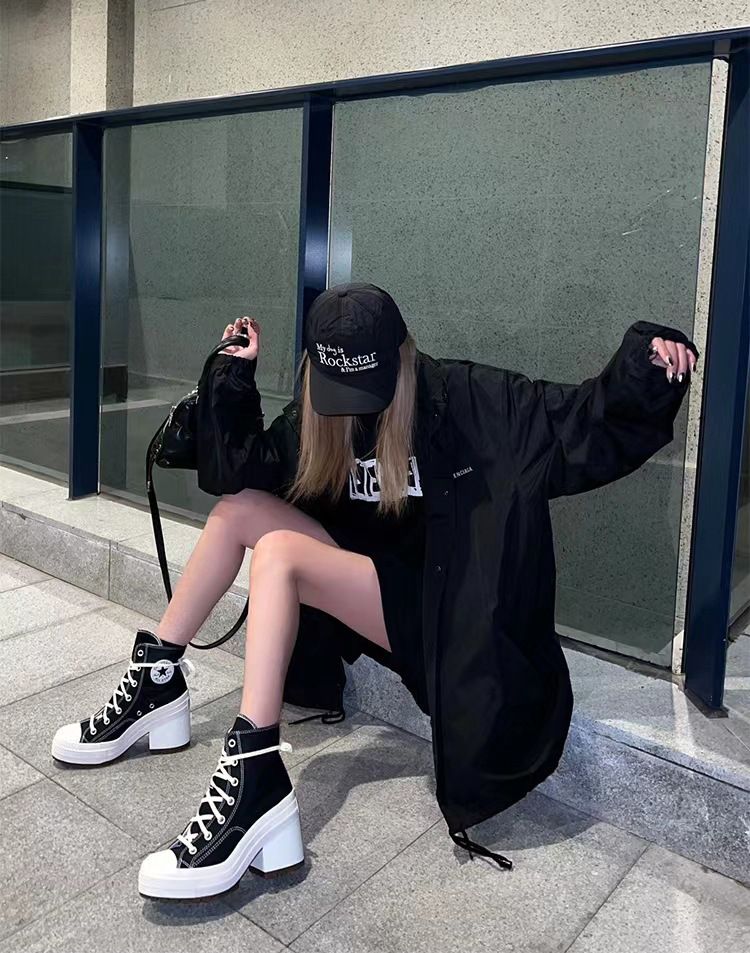 Retro high-heeled canvas shoes women's new round head lace up versatile height increase thick bottom high gang small white shoes