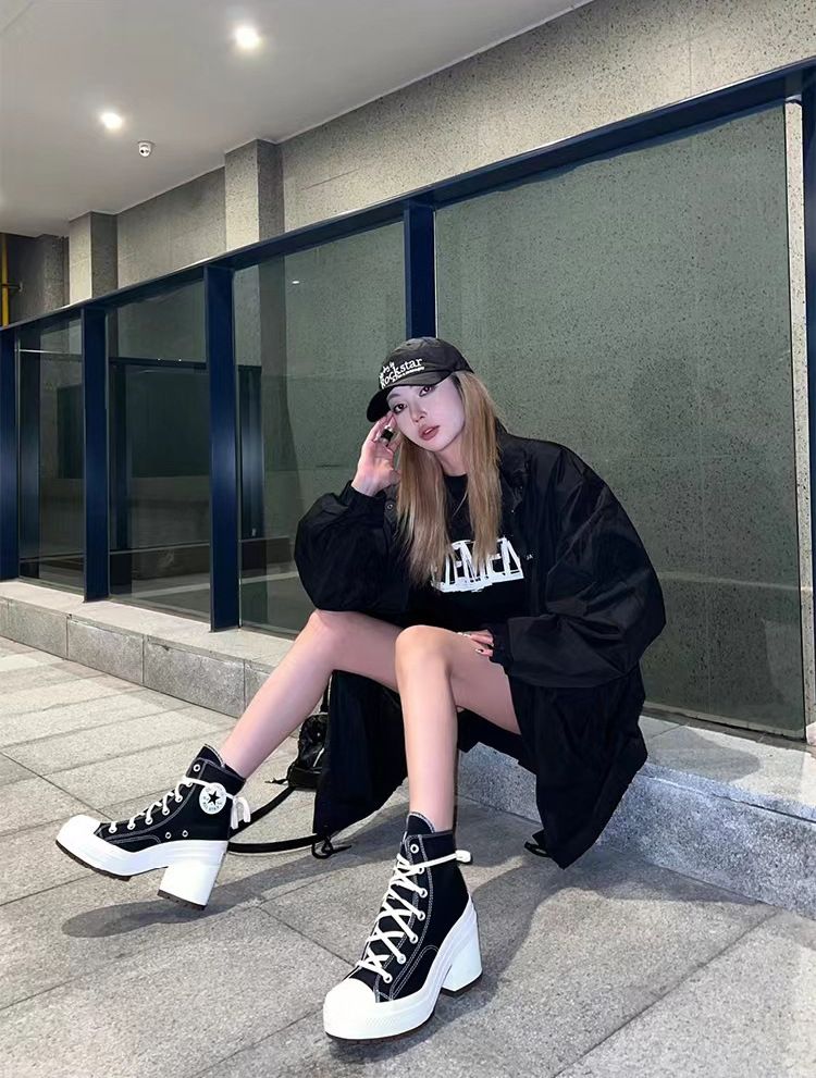 Retro high-heeled canvas shoes women's new round head lace up versatile height increase thick bottom high gang small white shoes