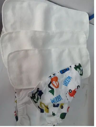 Fashion NEW arrival High quality Pure Cotton Baby Diapers Baby Cloth Diapers Children Washable Breathable Absorbent Adjustable Diaper one size Pants with 4 cotton liners Boys and Girls themes.