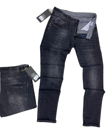 MEN SLIM FIT JEANS TROUSER  Men’s jeans straight pants business thin section mid-waist trousers boy’s loose trousers casual men’s pants men’s classic slim jeans Simple and versatile size 30,31,32,33..