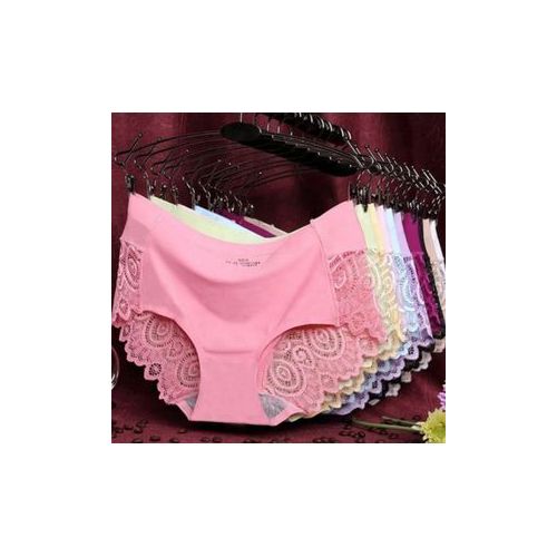 Fashion 3pcs Lace Ladies Seamless Panties- Booty Transformation Transform your everyday essentials with our luxurious lace panties, designed to provide unmatched comfort and a flawless fit.