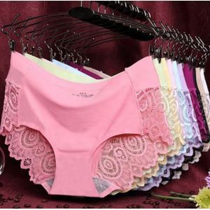 Fashion 3pcs Lace Ladies Seamless Panties- Booty Transformation Transform your everyday essentials with our luxurious lace panties, designed to provide unmatched comfort and a flawless fit.