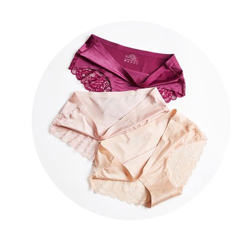 Fashion 3pcs Lace Ladies Seamless Panties- Booty Transformation Transform your everyday essentials with our luxurious lace panties, designed to provide unmatched comfort and a flawless fit.