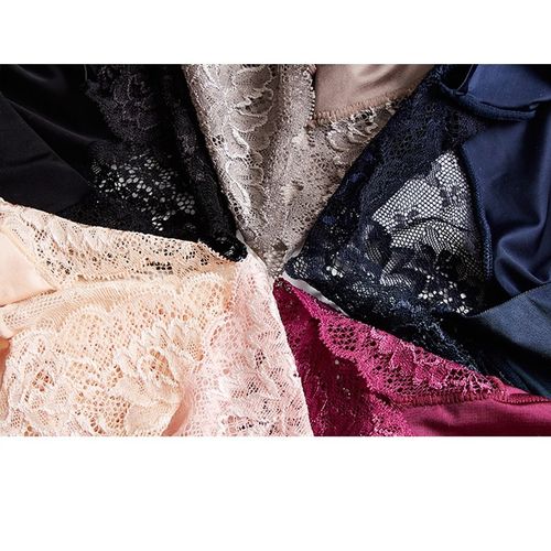 Fashion 3pcs Lace Ladies Seamless Panties- Booty Transformation Transform your everyday essentials with our luxurious lace panties, designed to provide unmatched comfort and a flawless fit.