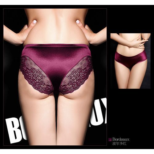 Fashion 3Pcs Gorgeous Cotton Soft Lace Panty Seamles- Booty Transformation Transform your everyday essentials with our luxurious lace panties, designed to provide unmatched comfort and a flawless fit.