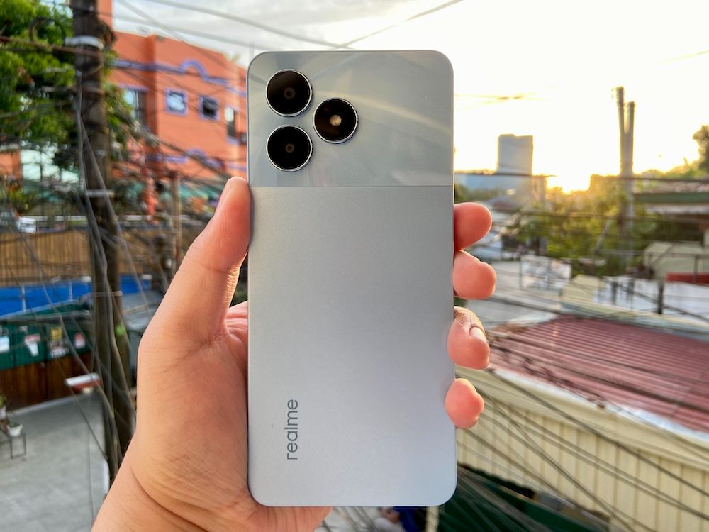 NEW REALME NOTE 50 128GB ROM + 4GB RAM 6.74"INCHES ULTRA CLEAR SCREEN IPS LCD Display Dual SIM (Nano-SIM)Dual SIM (Nano-SIM) USB TYPE C 5000 mAh Li-Po Battery IPS4 ANDROID 13 SMARTPHONE