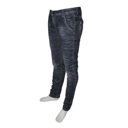 Fashion Denim Jeans For Men -Black; 
This trouser is Stretching and breathable hence easier movement.