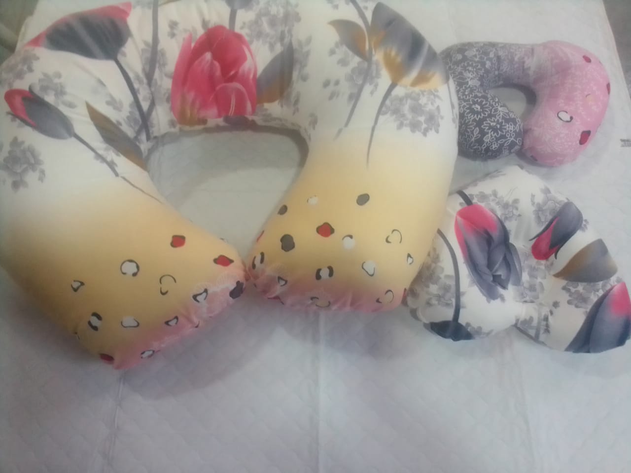 3 in 1 nursing pillow 1 pc Maternity/ nursing, breastfeeding pillow random