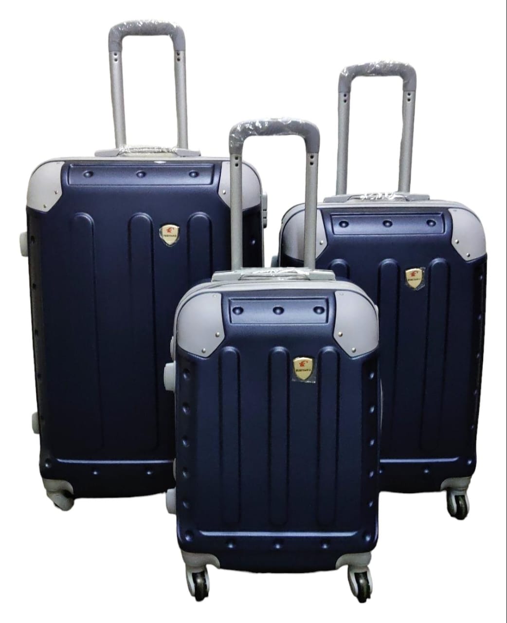 Travel bags 3 IN 1 PLASTIC SUITCASES SIZE 27 Unbreakable Fiber