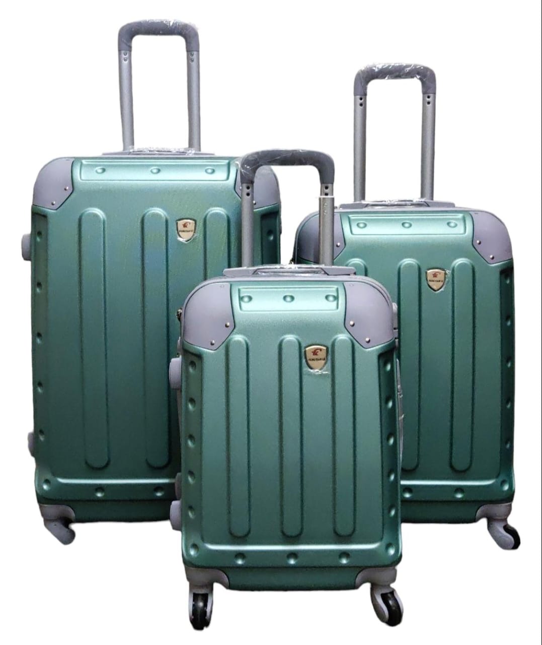 Travel bags 3 IN 1 PLASTIC SUITCASES SIZE 27 Unbreakable Fiber