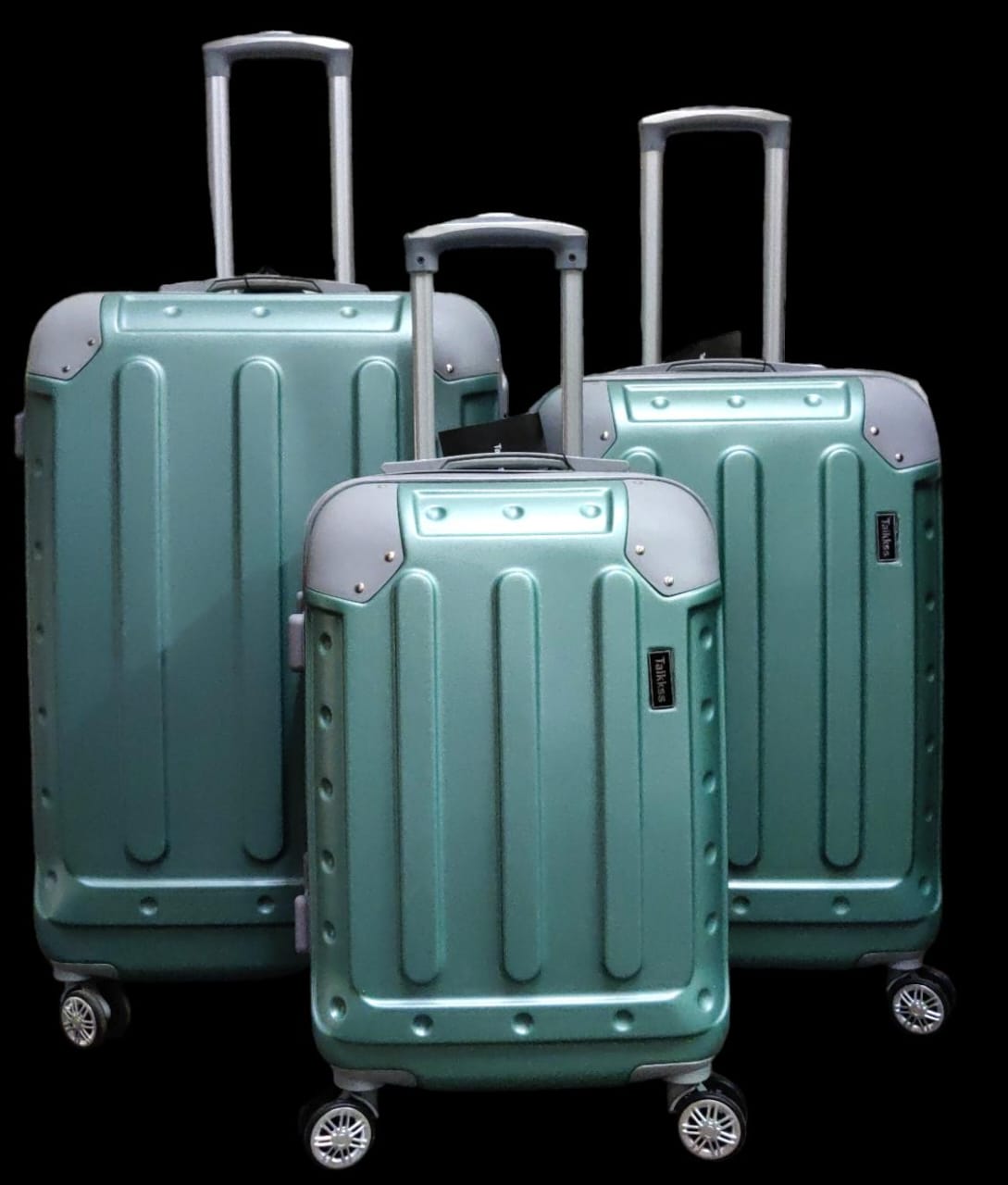 suitcase fiber 3 in 1 Zipper closure frame.

360 Easy-glide spinner wheels. 

Telescopic handle system locks in multiple levels to adapt.

Compression straps keep clothing neatly packed