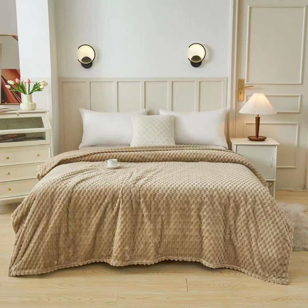 Fleece blankets 6*7: Everyone needs a Splush Fleece blanket! You could carry it around with everywhere, Bedroom, TV lounge chair, back yard and on a trip. Try