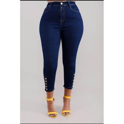 Plain Ladies Jeans- Blue Above Ankle Length classy, trendy outfits. Plain Jeans of all sizes & ages available also has some rugged parts on behind pockets but only upper part which okay since it does