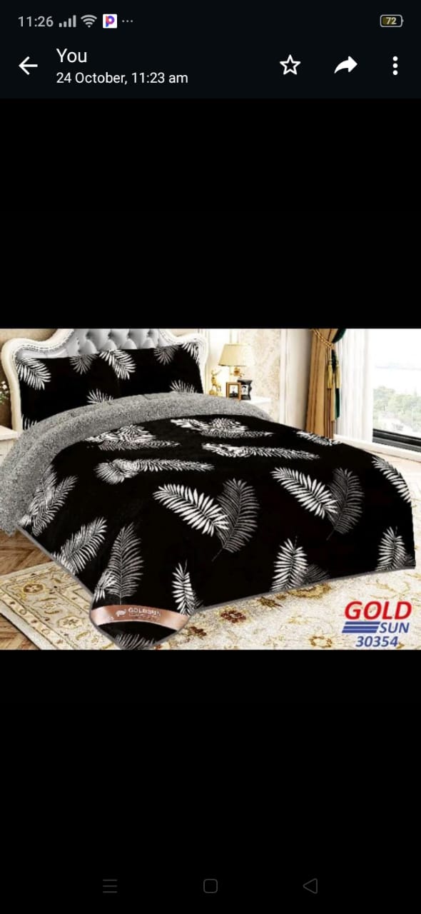 Heavy Woolen blankets 5*6 Enjoy luxury at home with this Super soft Velvet Blanket. Take your living room and bedroom to luxury levels with this classically styled and luxuriously soft blanket. Craft