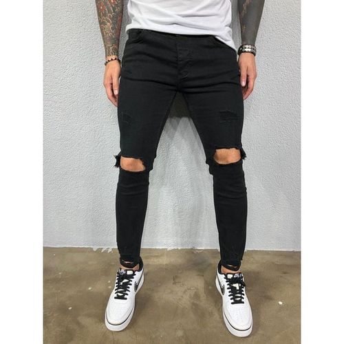 Men Jeans - Black Ripped/Ragged Jeans A good pair of jeans should be well fitting and good looking without compromising the comfort of the wearer. Explore top quality jeans material, and the slim fit
