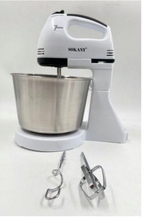 Hand Mixer With Bowl Compact yet efficient
Comfortable ergonomic handle
Eject button for detachable beaters / hooks for easy cleaning
Super easy and effective in egg / flour whisking, beating and mixi