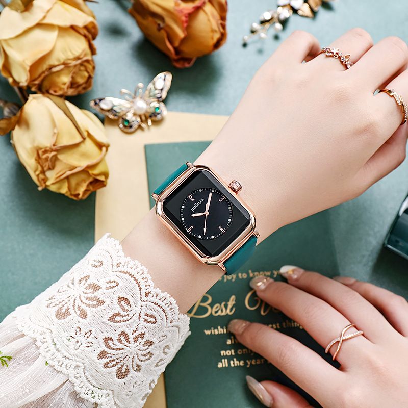 New popular artistic silicone quartz women's watch, fashionable luminous small square watch. Minimalist and atmospheric watch, a popular African style