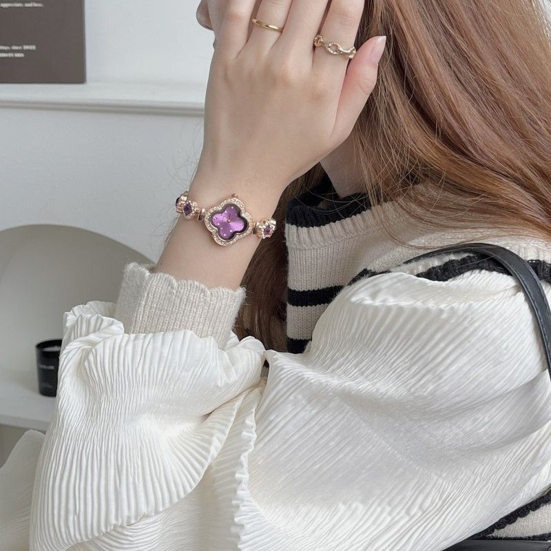 2024 new high-grade watch, small and delicate four leaf clover petal wrist watch bracelet, simple and fashionable quartz women's watch, popular in Africa, Tiktok - same style