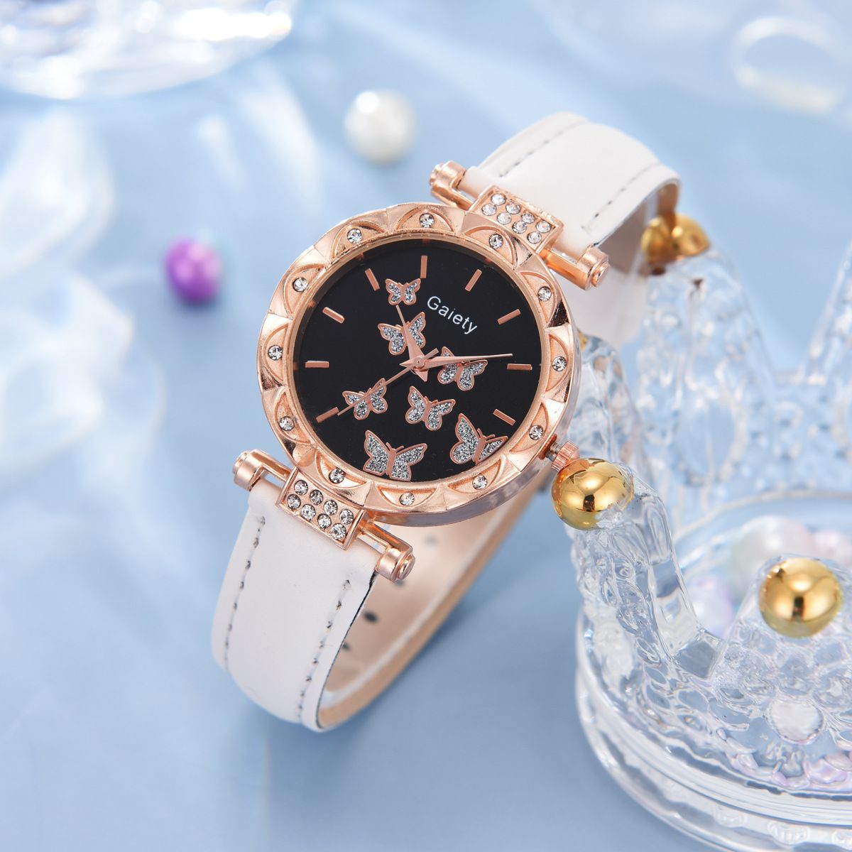 New style vibrating sound explosive ladies' watch, fashionable and personalized simple watch, butterfly digital quartz watch, belt watch set, watch gift box set